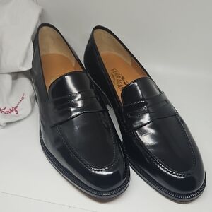 Salvatore Ferragamo Glossy Black Loafers 9EE Near New With Dustbags